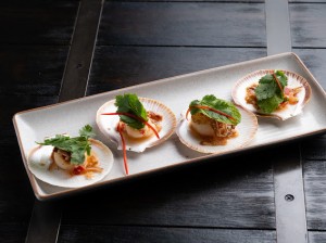 Sear bay scallops (4 pcs.)