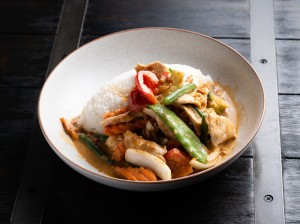 Peanut sauce w/rice