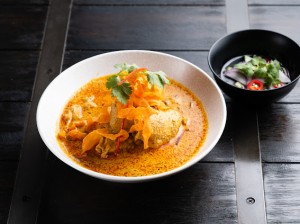 Aromatic yellow chicken curry